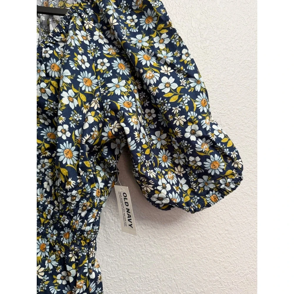 Old Navy Floral Puff Sleeve Smocked Waist Top Navy Blue Daisy Print Small NWT